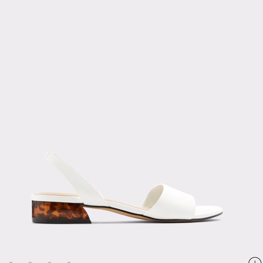 Aldo White Kaeissi flat sandal with block heels.